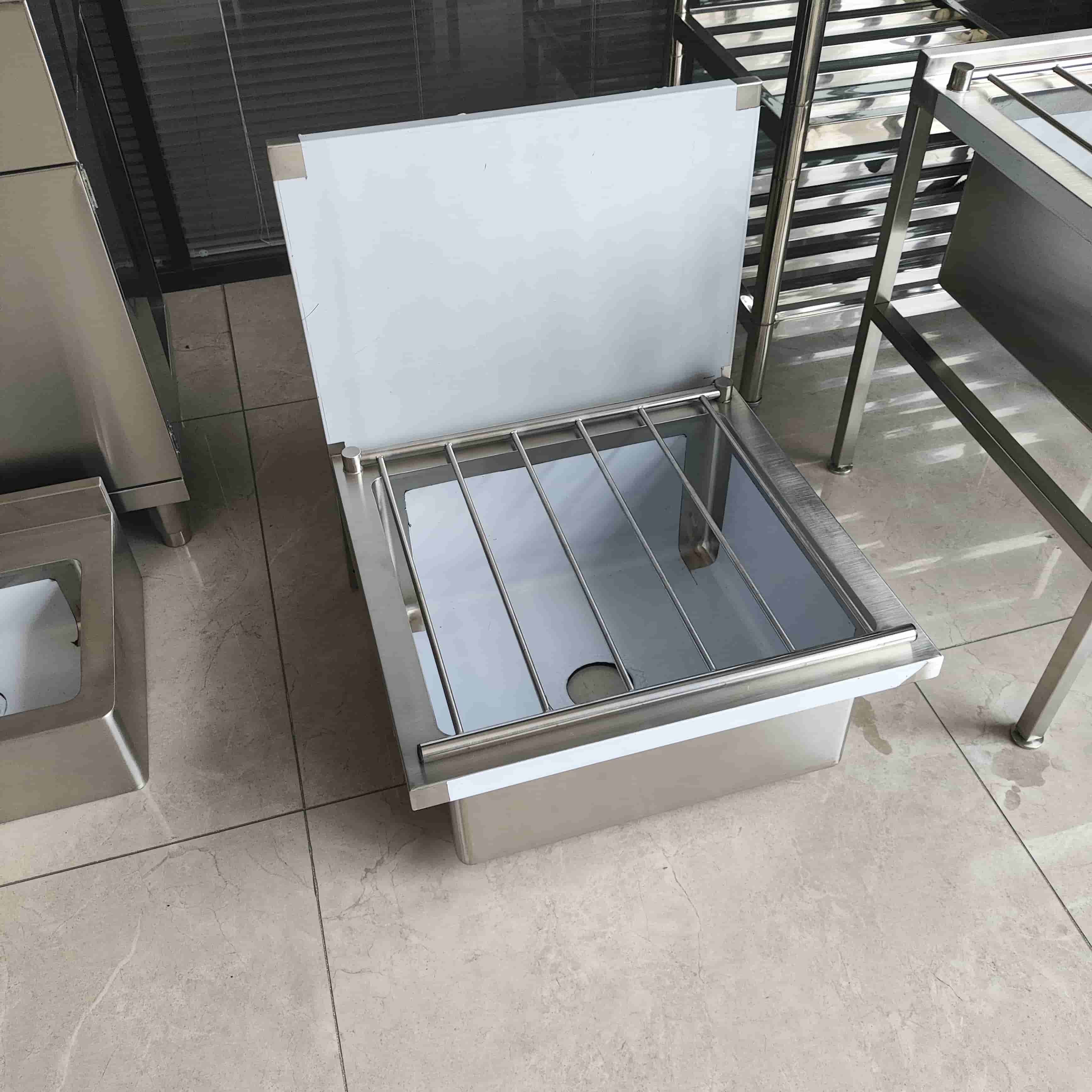 Niestandardowe, nowoczesne, śc – Commercial Kitchen Warehouse recenzja i cena
